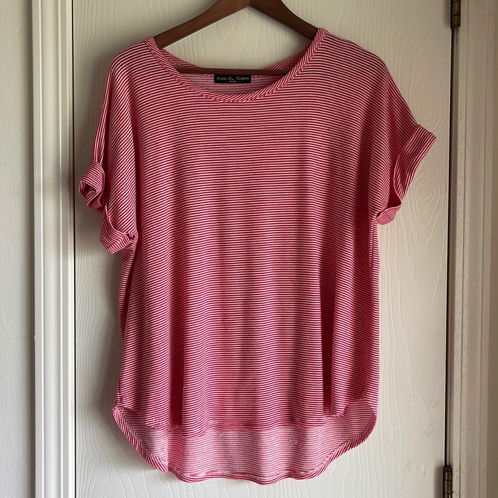 Kim & Cami large red and white striped tunic